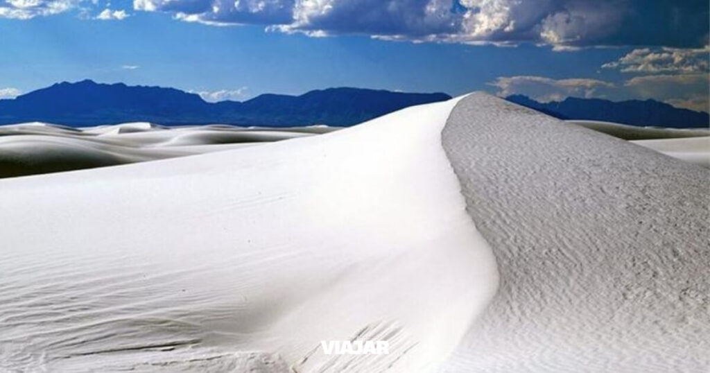El parque nacional donde la NASA entrena astronautas porque parece otro planeta (White Sands)